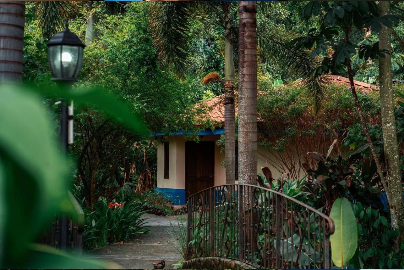 Hotel Boutique Casona Del Cafetal And Lakeside Restaurant Cachí Exterior foto